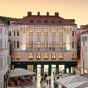 https://piazza-heritage-hotel.splithotels.org